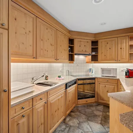 Stambuoch 3 דירה